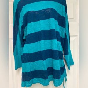 Euc. All cotton sweaters w side tie. L-XL